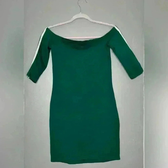 Adidas Origiinal Off Shoulders Short Dress (468) - Picture 10 of 13